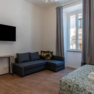Cs Termini Nazionale Apartamento